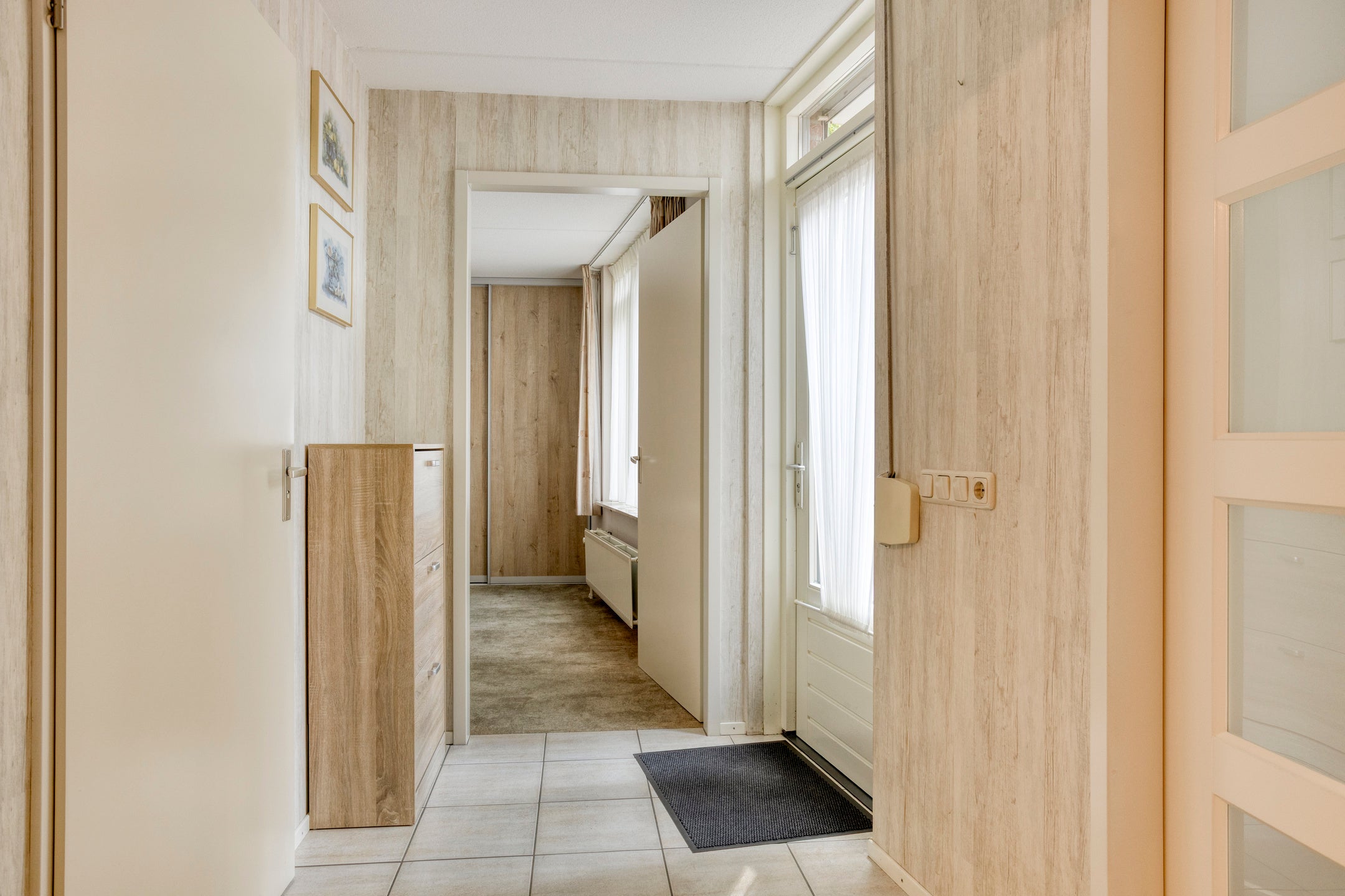 Tussenwoning te koop: Haagbeuklaan 5, Ede
