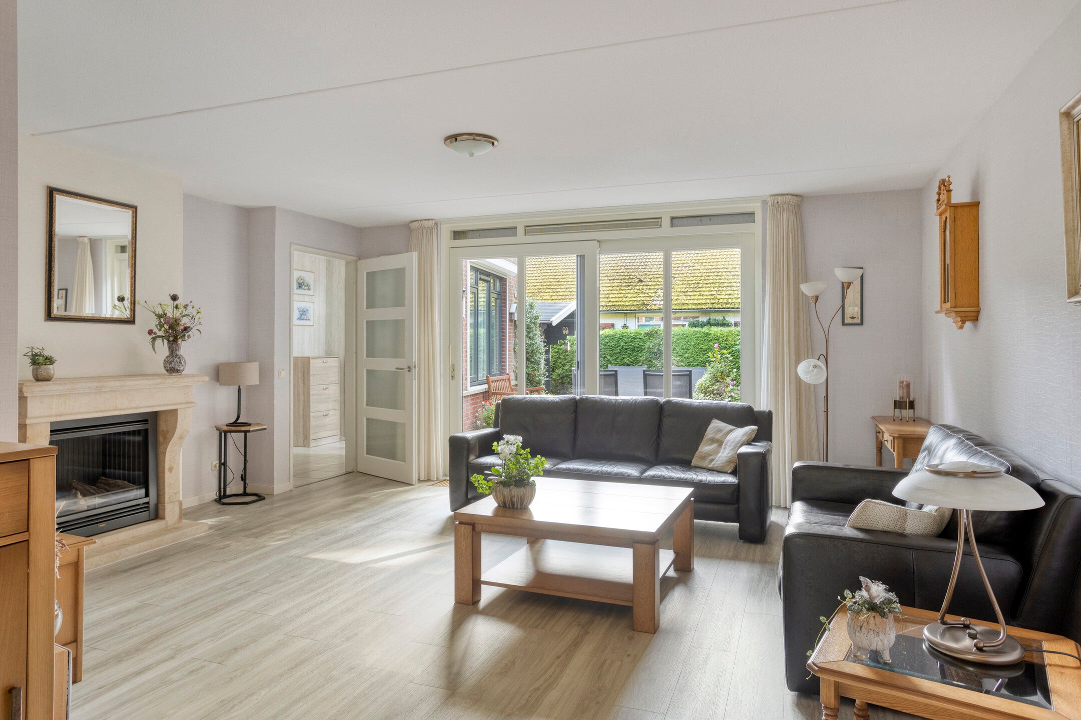 Tussenwoning te koop: Haagbeuklaan 5, Ede
