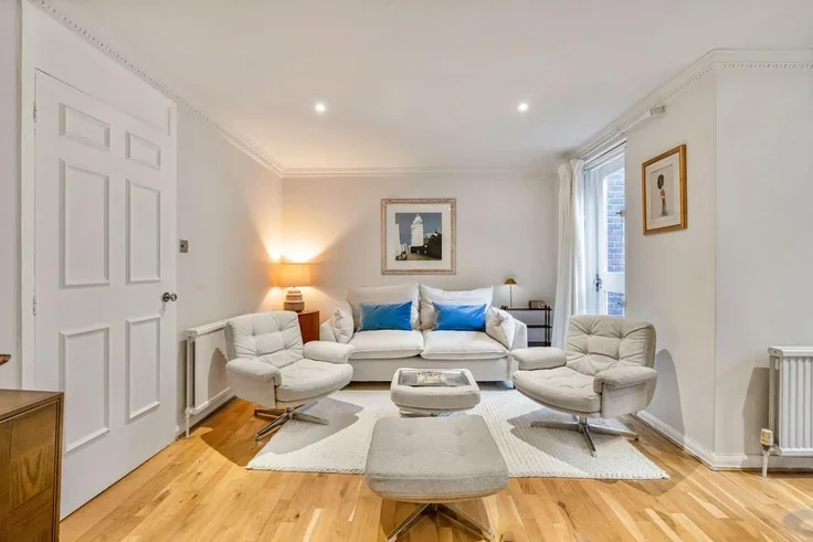 House Marlborough Street in Greater London