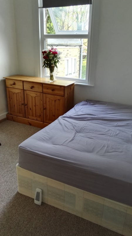 Room Wolseley Road in Greater London