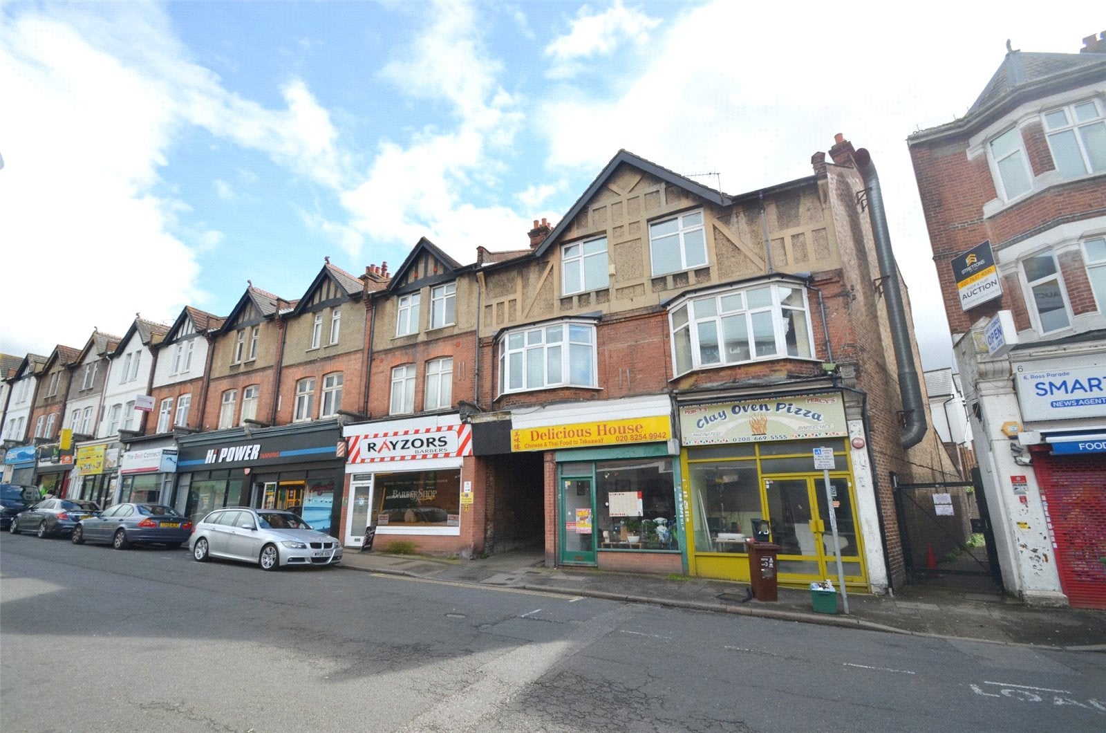 Flat Ross Parade in Greater London
