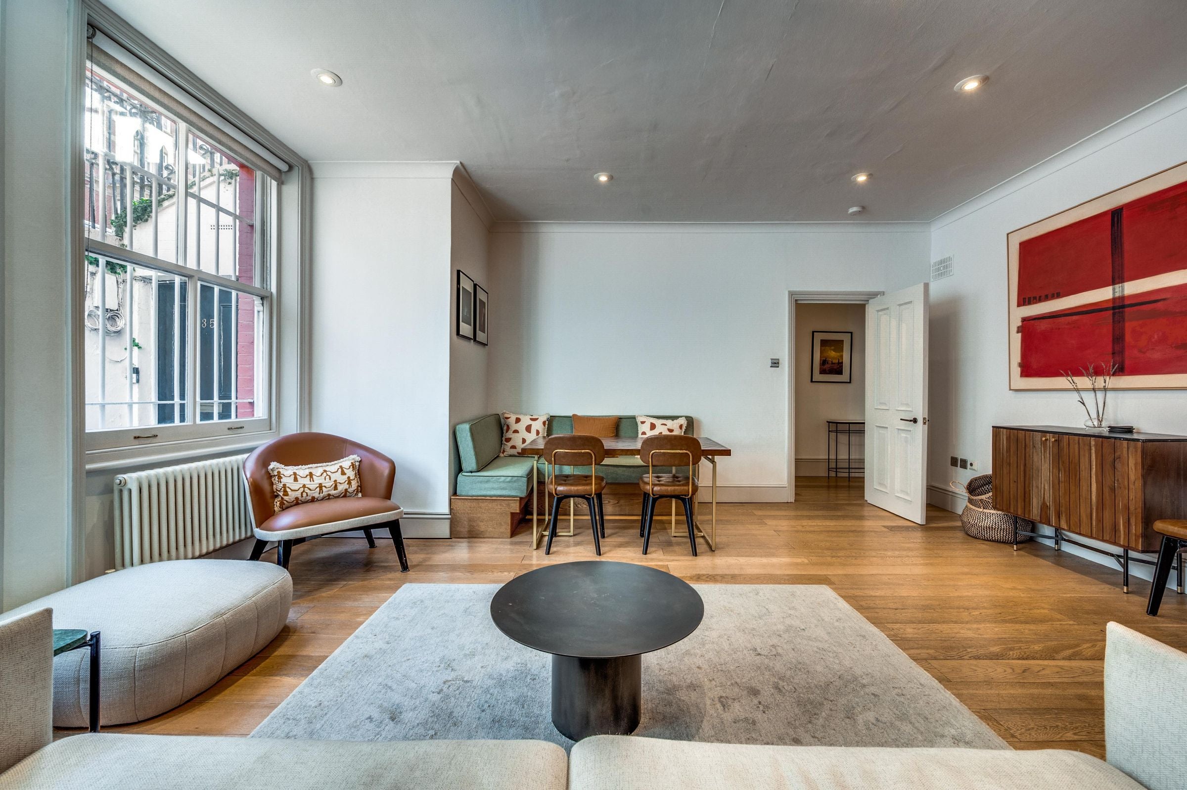 Flat Palace Court in City of Westminster