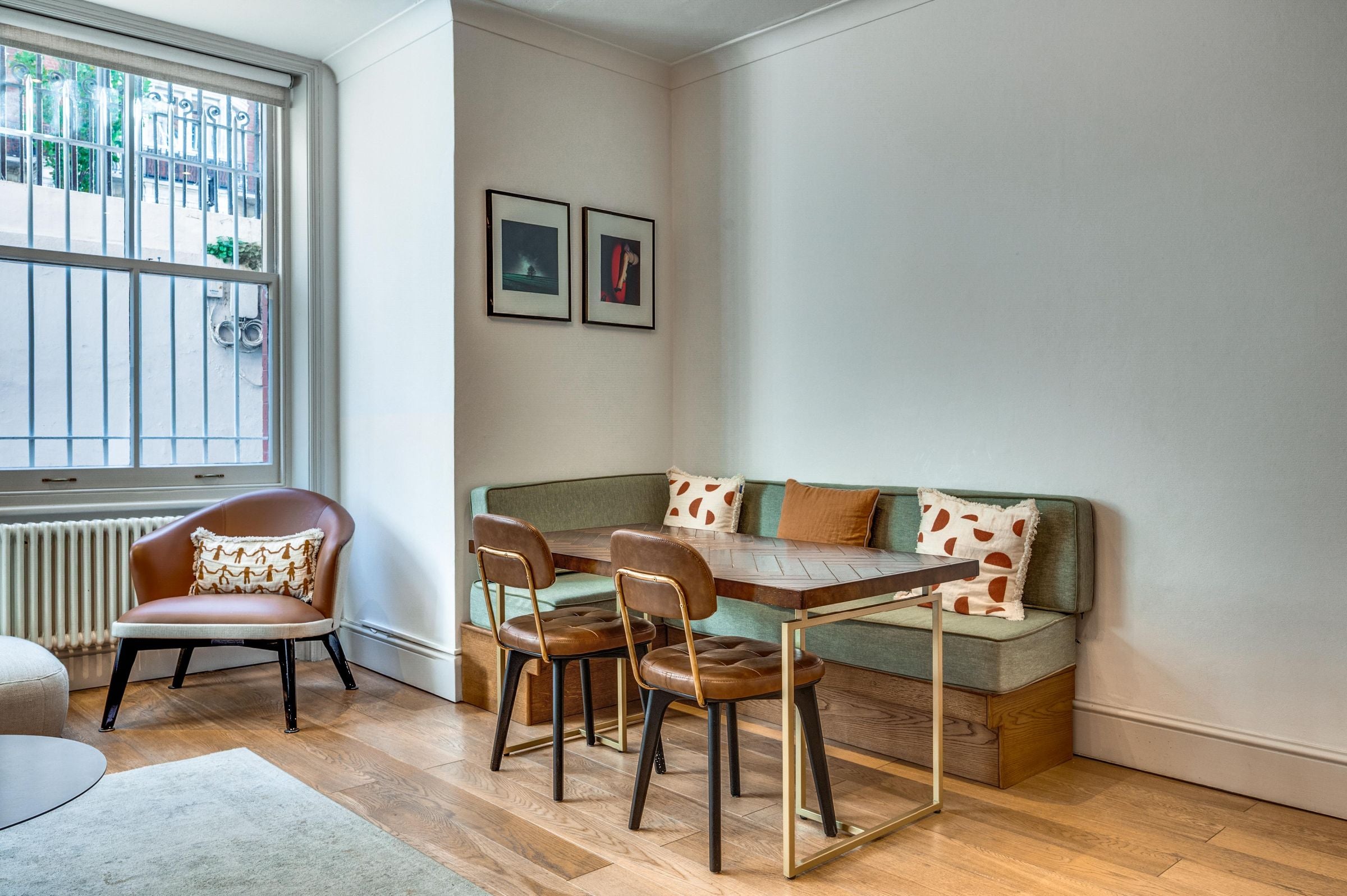 Flat Palace Court in City of Westminster