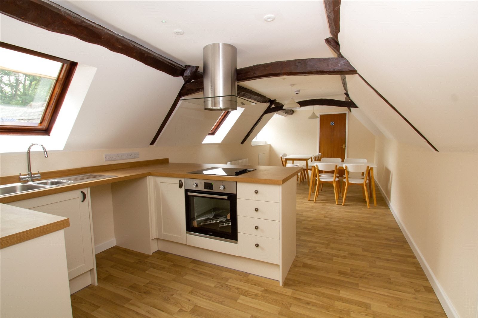 Room Wesley Walk in West Oxfordshire