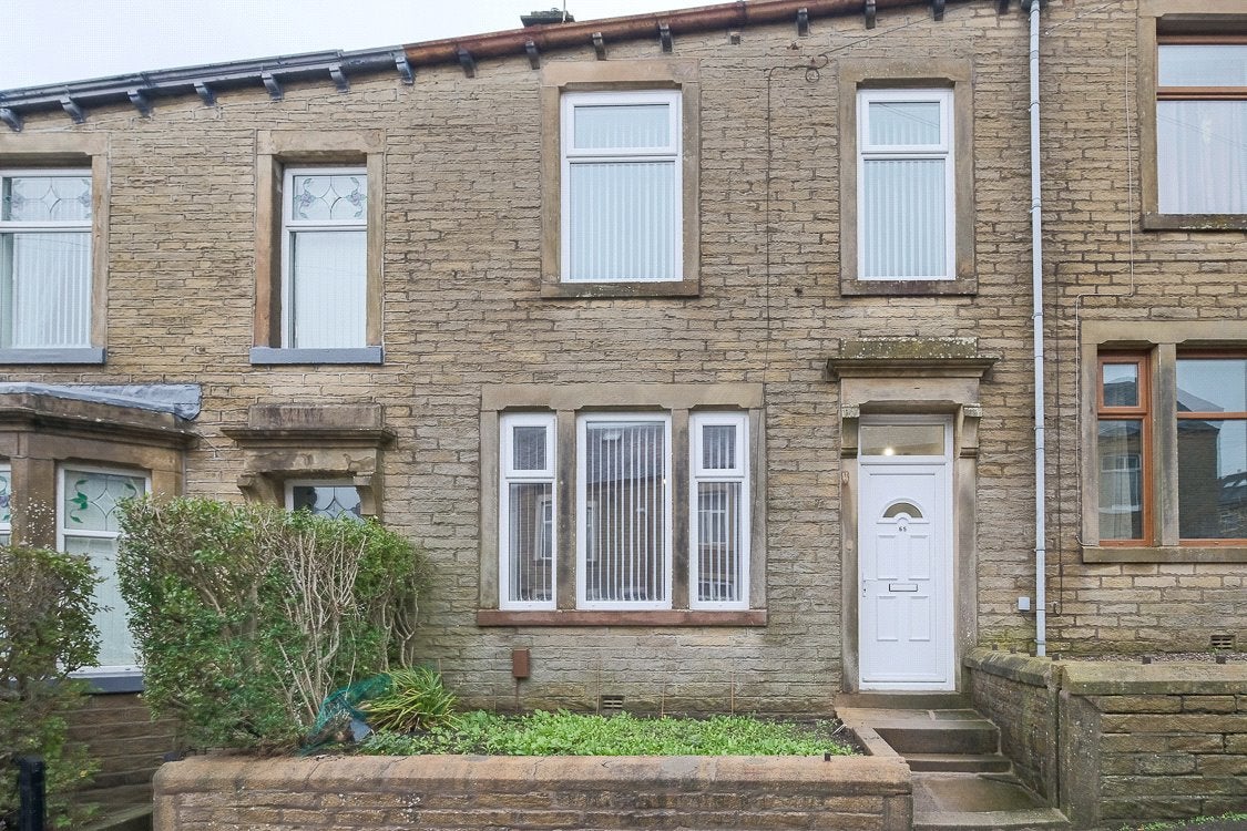 House Knotts Lane in Borough of Pendle