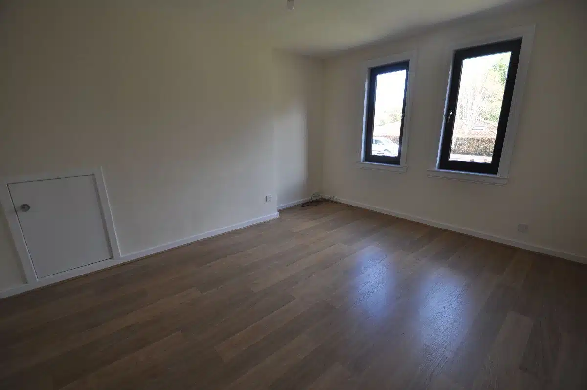 Flat Robertson Road in Dunfermline