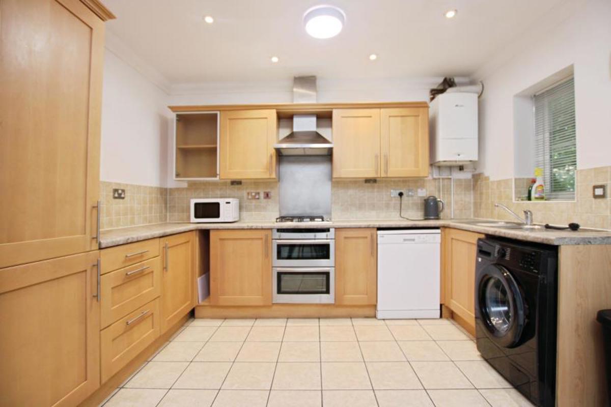 House Jekyll Close in Stoke Gifford