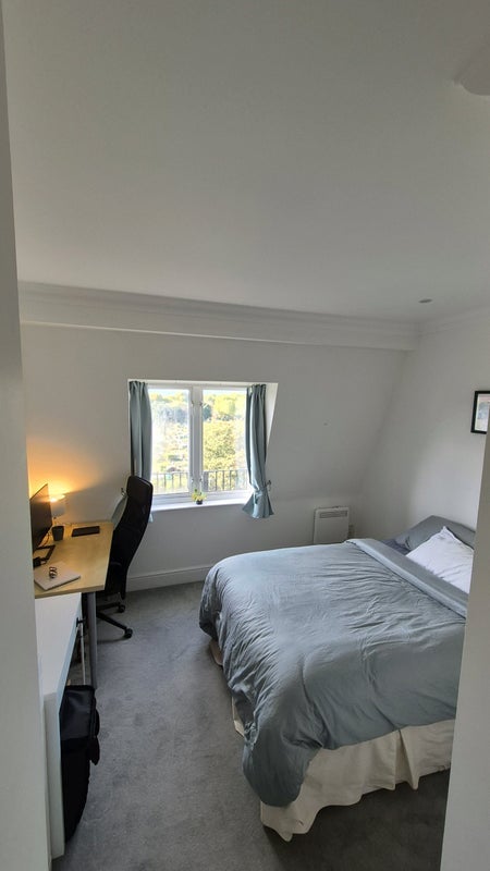 Room Fulham High Street in Greater London