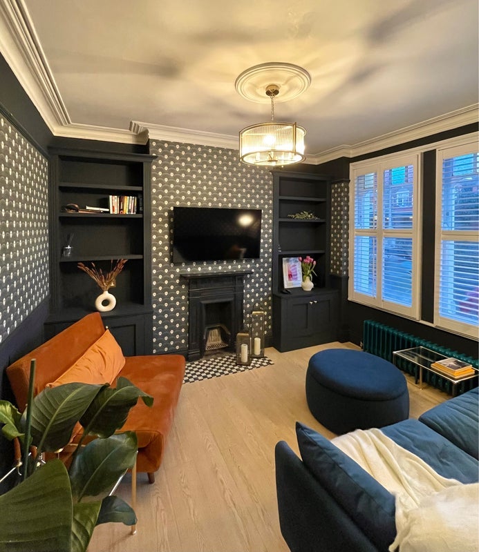 Room Kingswood Road in Greater London