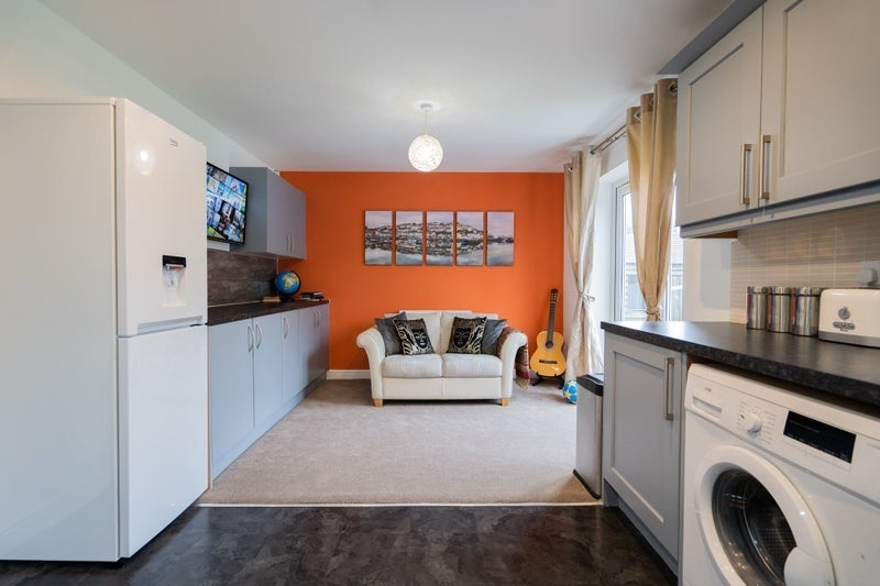 Room Mead Avenue in Birmingham
