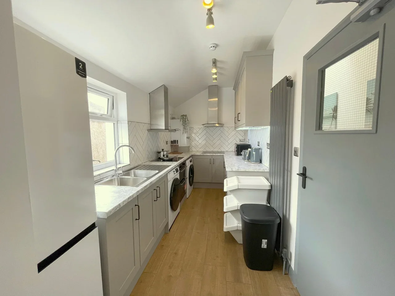 Room Stafford Road in Greater London