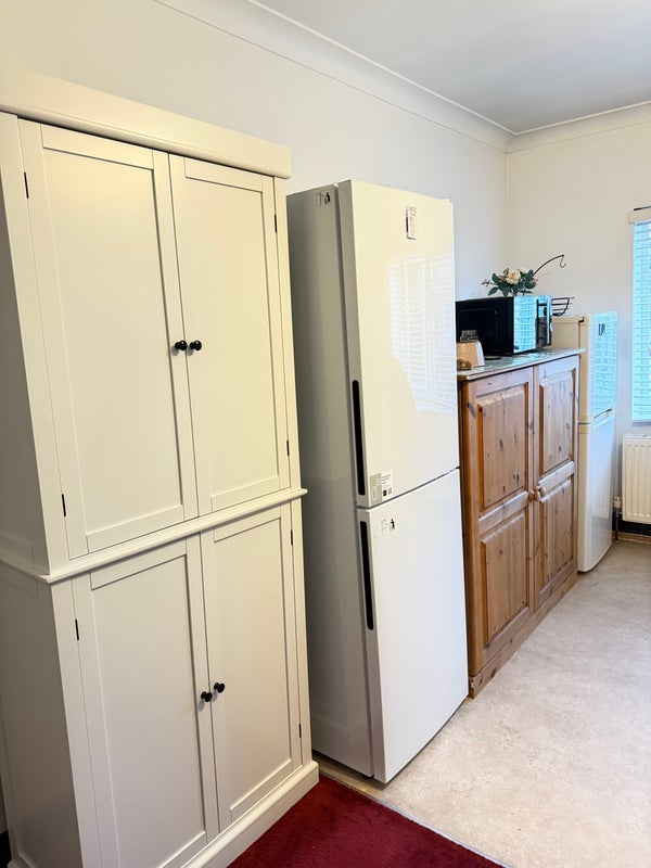 Room Romford Road in Greater London