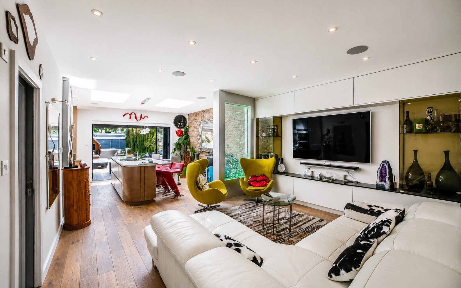 House Eylewood Road in Greater London