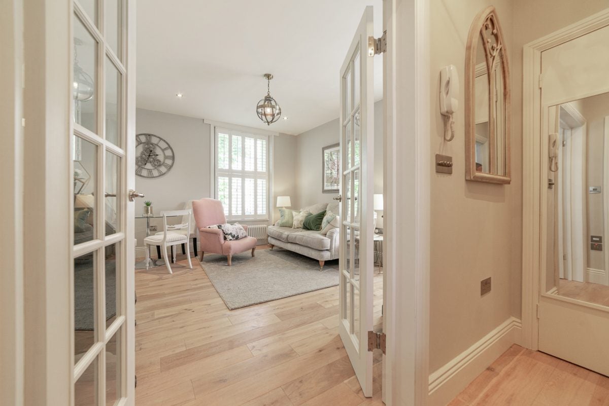 Flat Blomfield Road in London