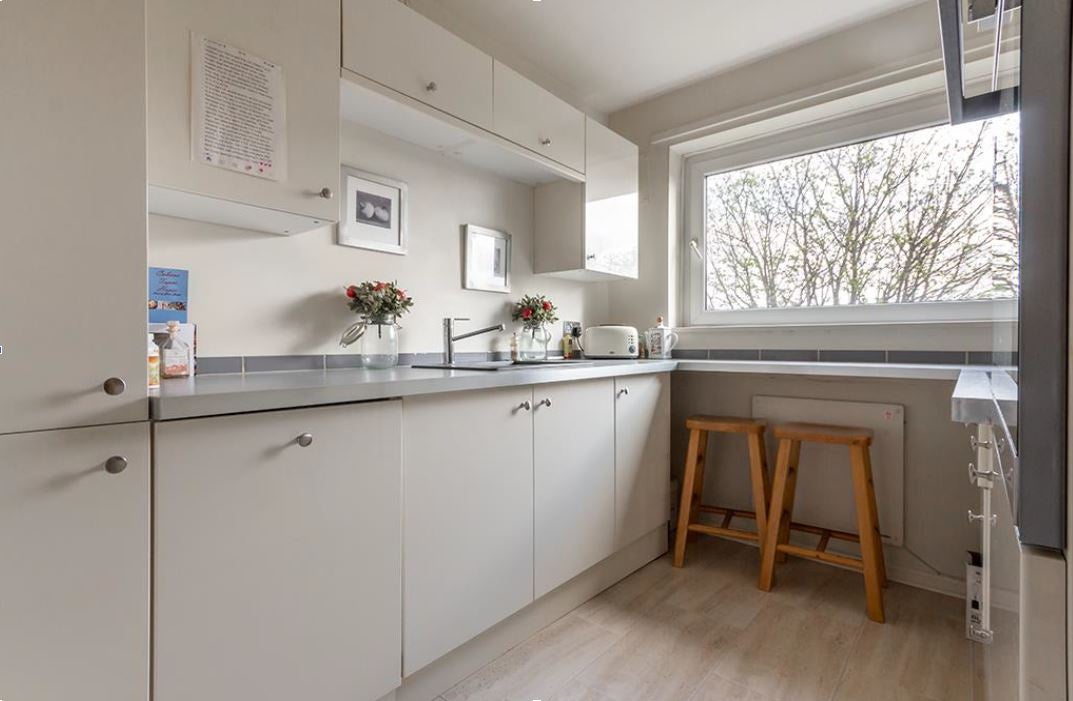 Flat Adderstone Crescent in Newcastle upon Tyne