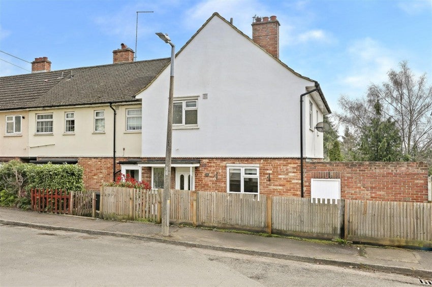 House Centre Avenue in Epping Forest