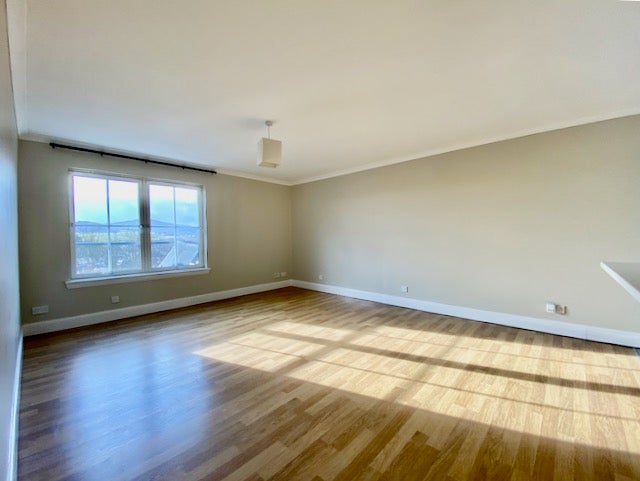 Flat Commissioner Street in Crieff
