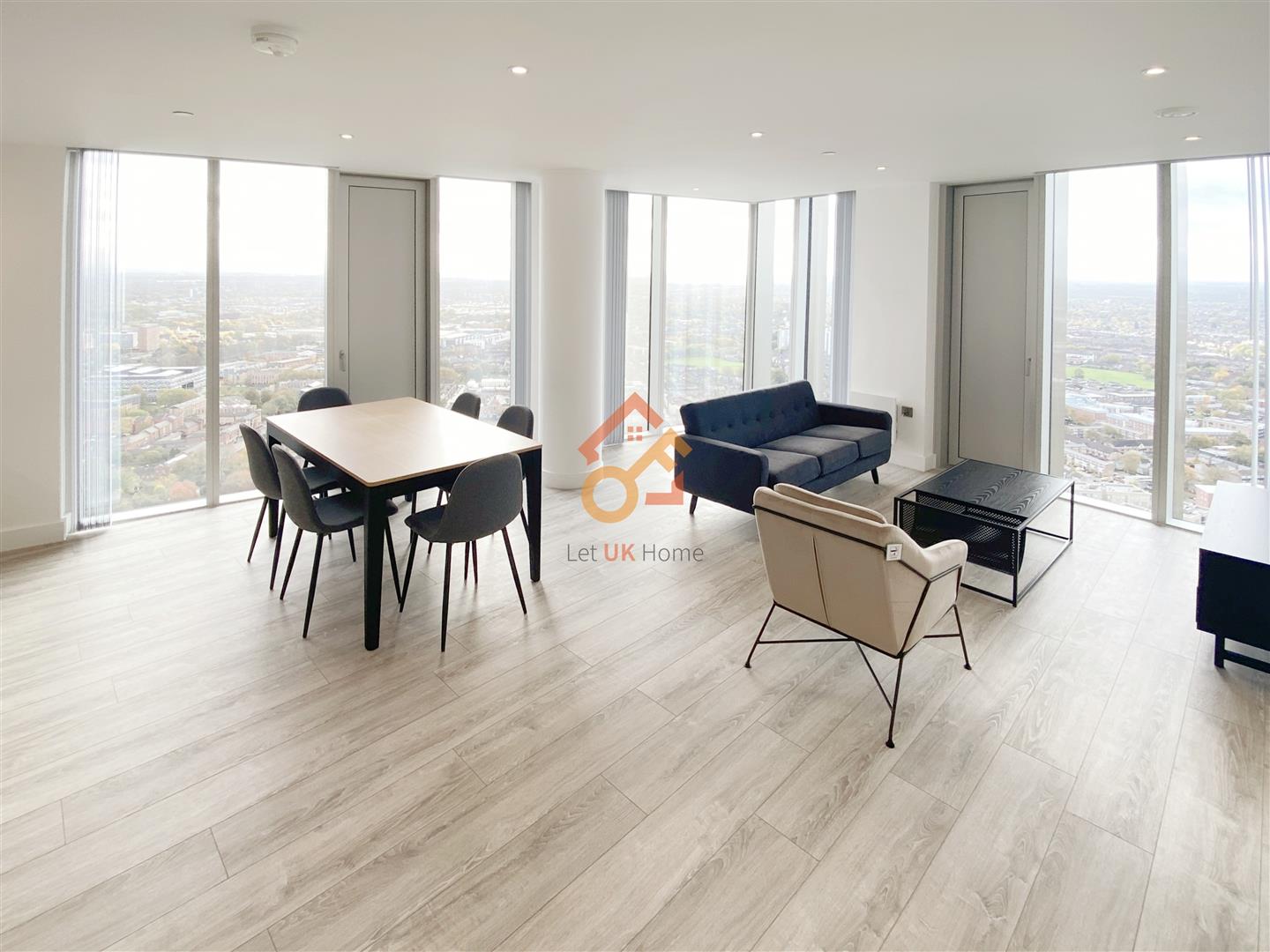 Flat Silvercroft Street in Manchester
