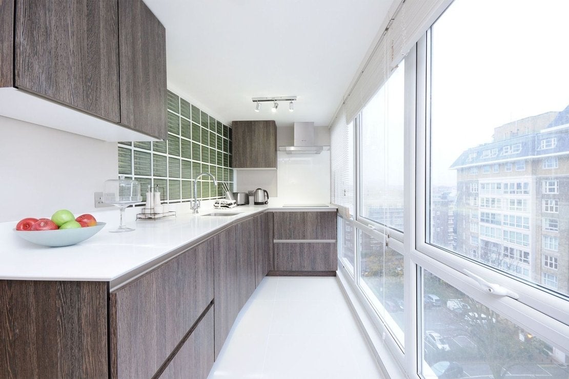 Flat Finchley Road in Greater London