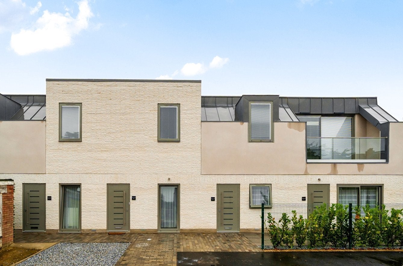 Flat Ancaster Road in Greater London