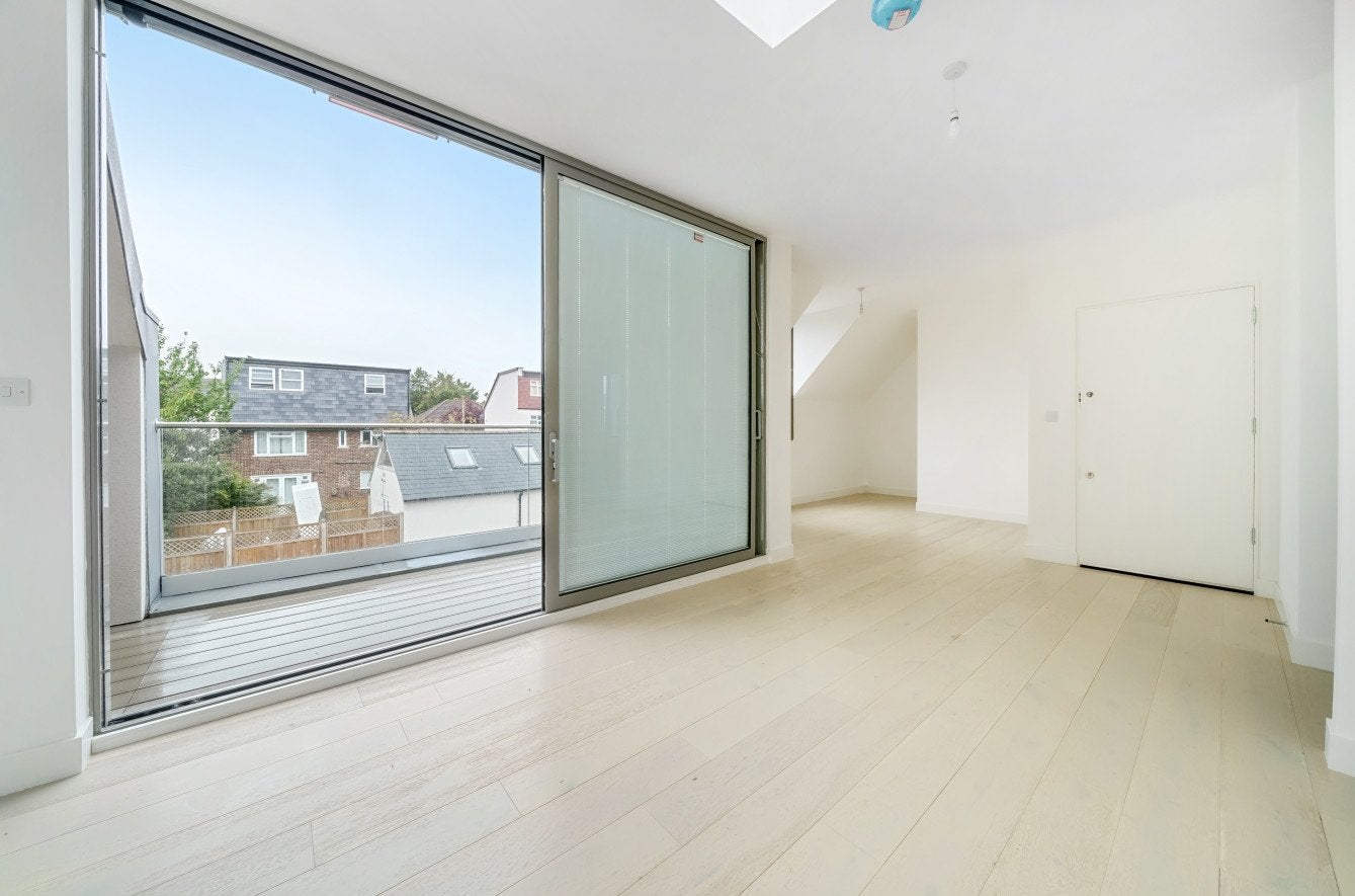 Flat Ancaster Road in Greater London