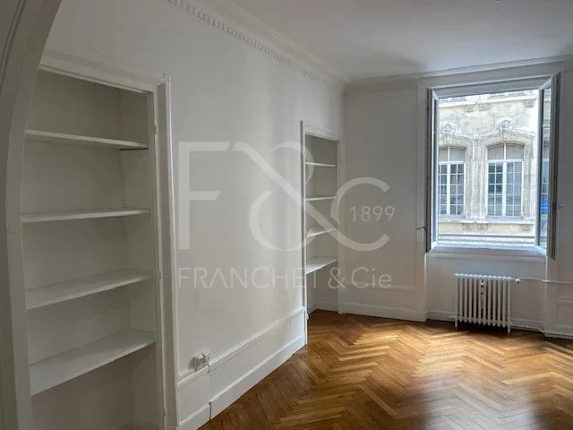 Flat Rue Garibaldi in Lyon
