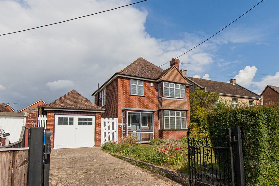 House Bucknell Road in Cherwell District