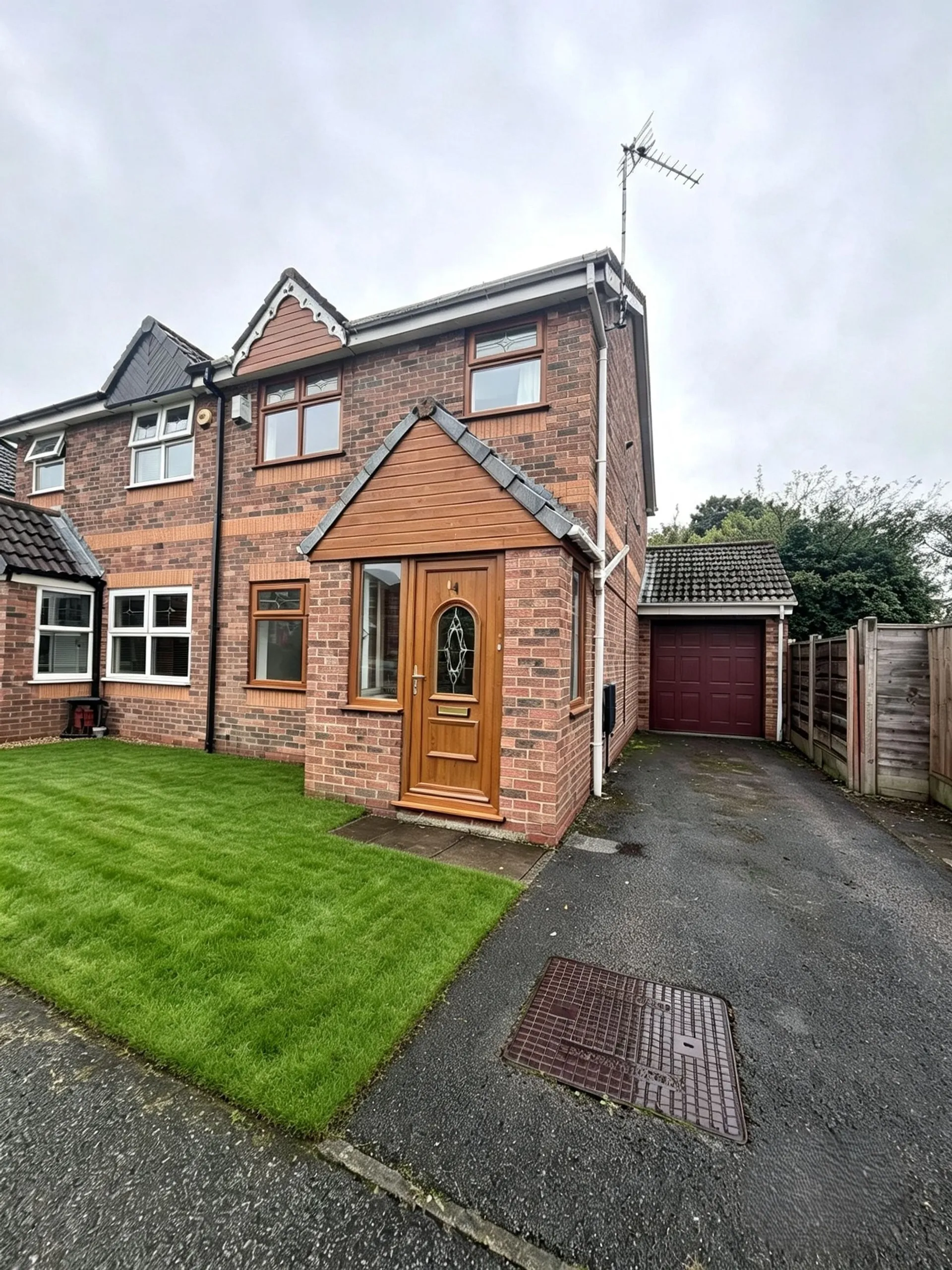 House Dales Brow Avenue in Tameside