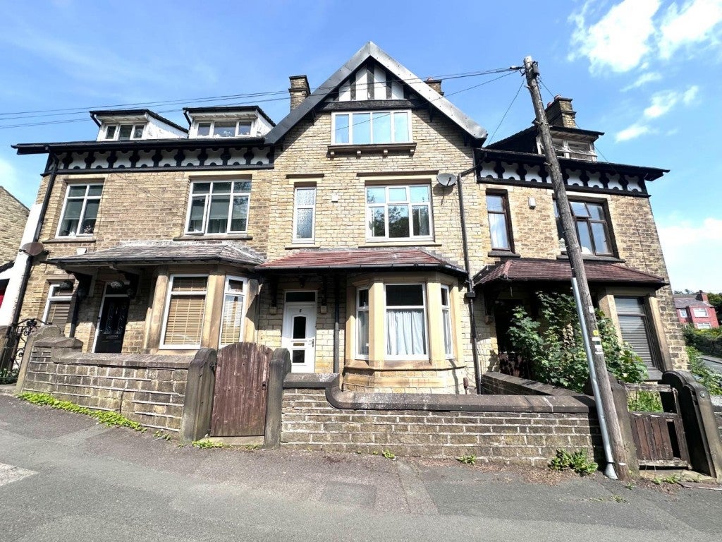 House Cowrakes Road in Kirklees