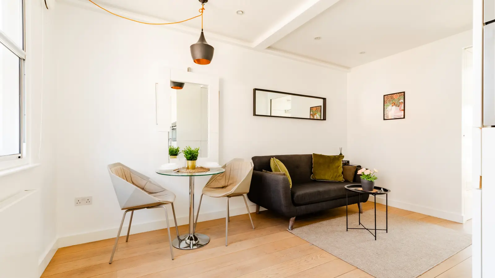 Flat Wardour Street in City of Westminster