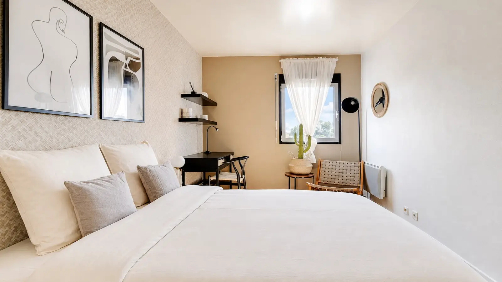 Chambre Rue Volta à Puteaux