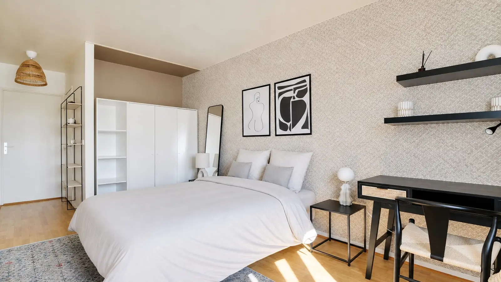 Chambre Rue Volta à Puteaux