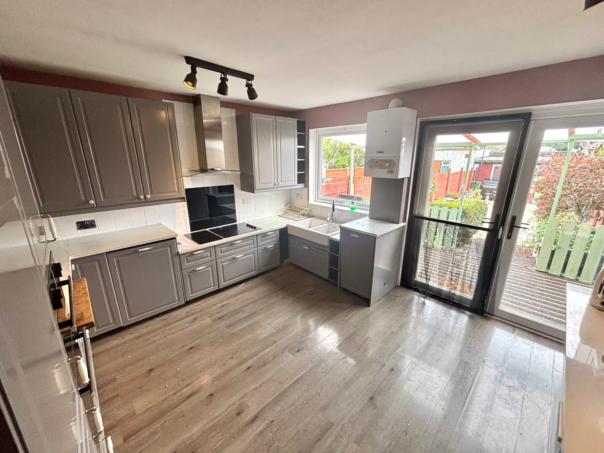 House Edgehill Gardens in Greater London