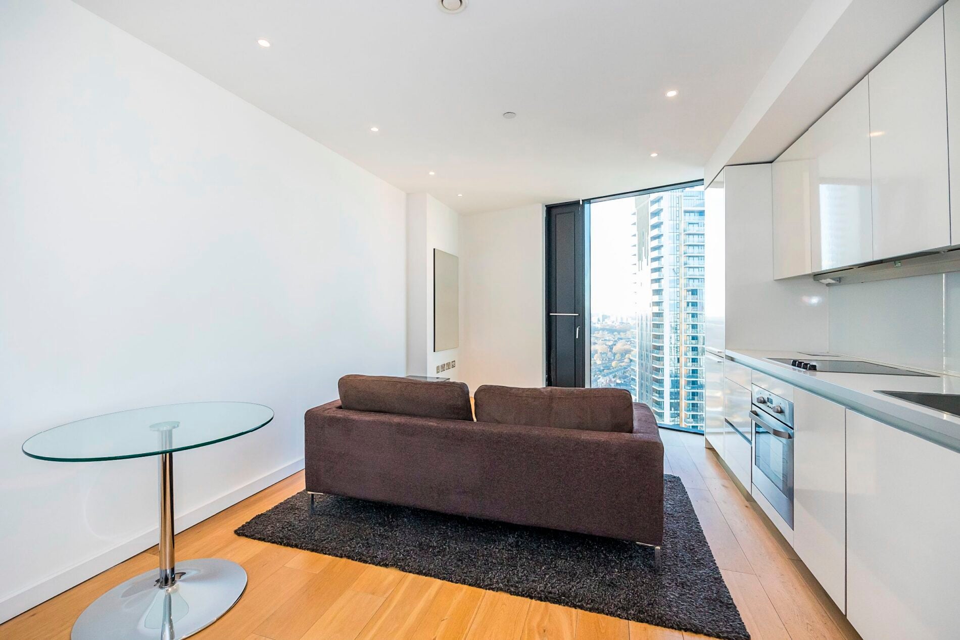 Flat Walworth Road in Greater London