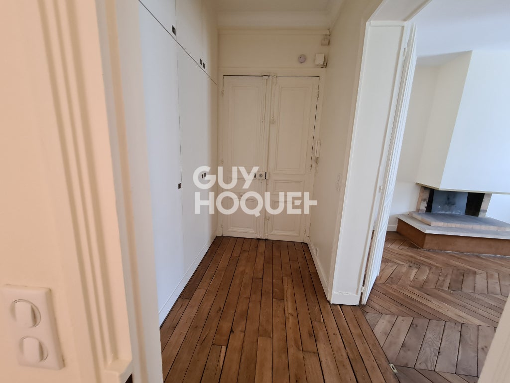 Flat Avenue Achille Peretti in Neuilly-sur-Seine