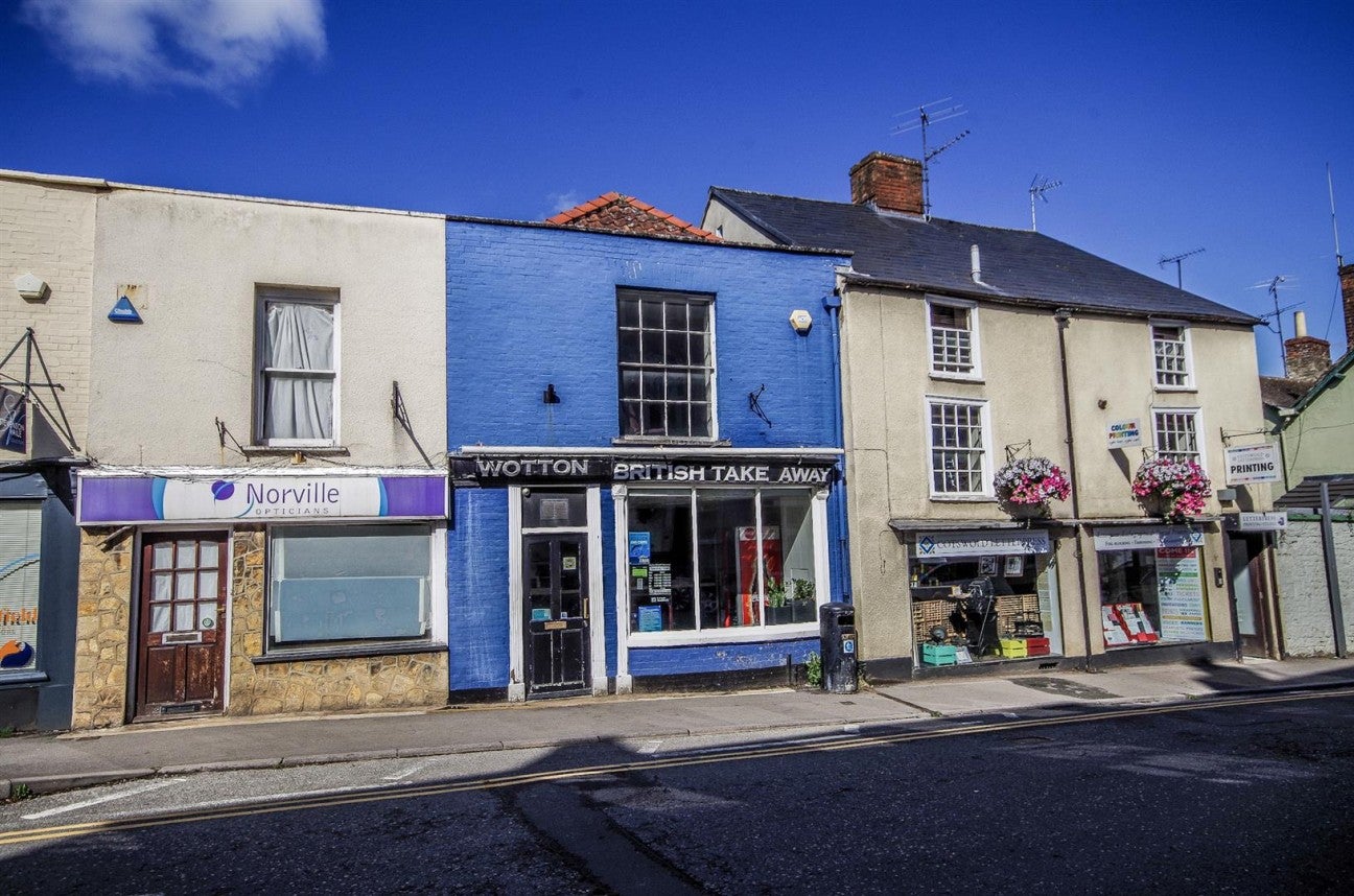 Flat High Street in Wotton-under-Edge