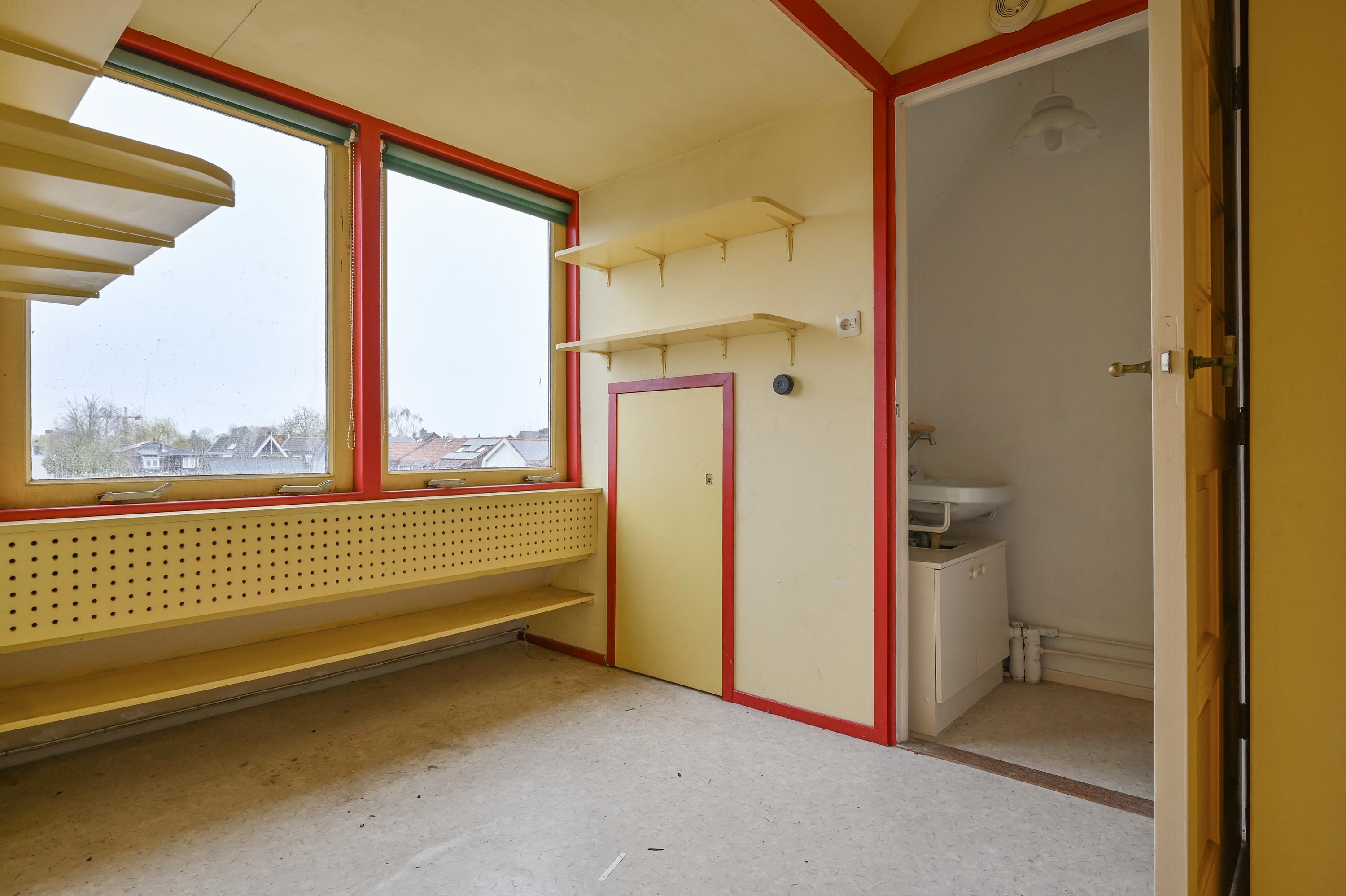 Twee-onder-één-kap te koop: Kerklaan 7, Amstelhoek
