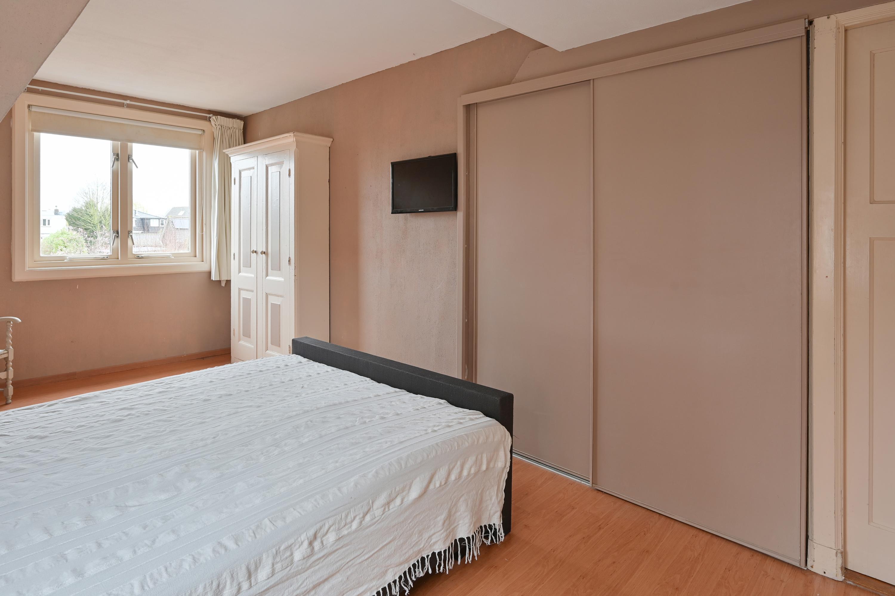 Twee-onder-één-kap te koop: Kerklaan 7, Amstelhoek