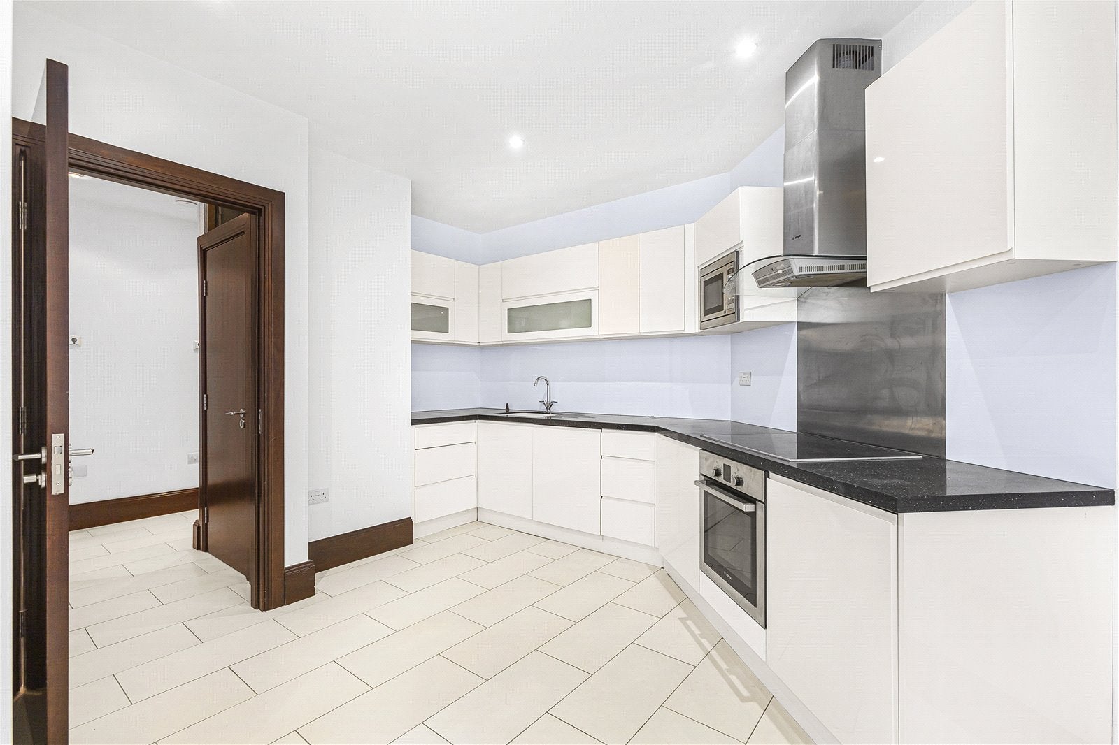 Flat Carthusian Street in City of London
