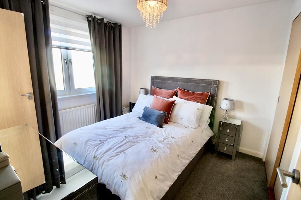 Flat Grandholm Crescent in Aberdeen
