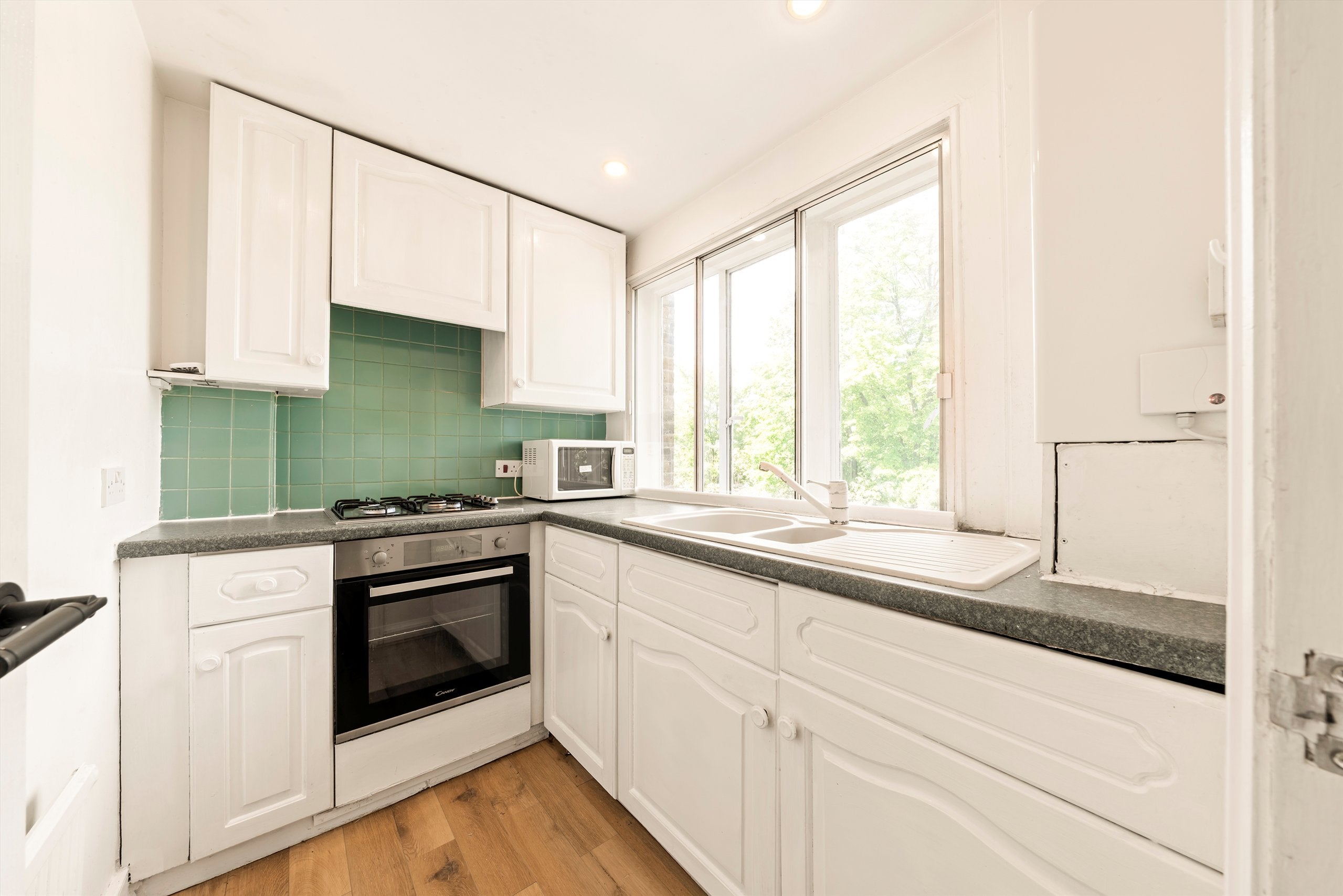 Flat Finchley Road in City of Westminster