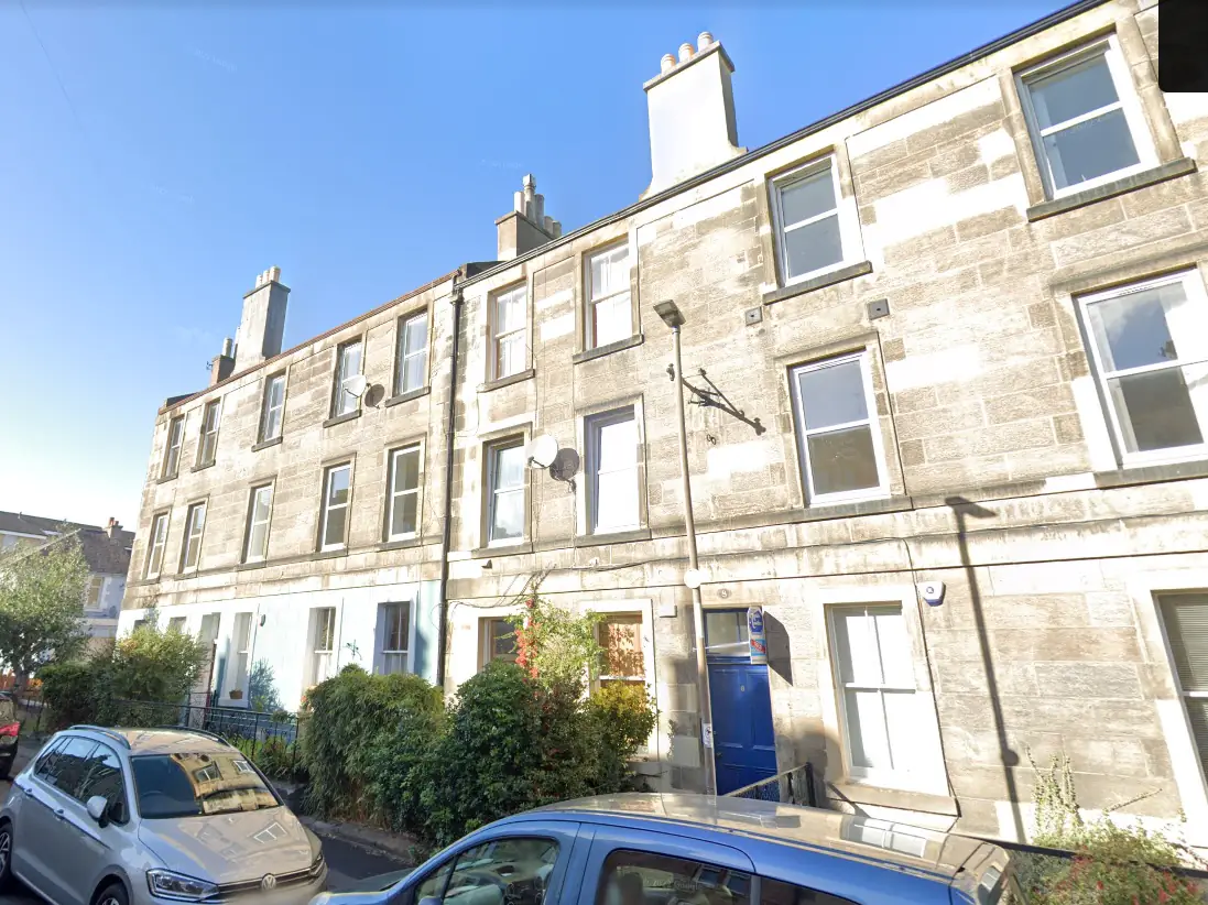 Flat Dryden Street in City of Edinburgh