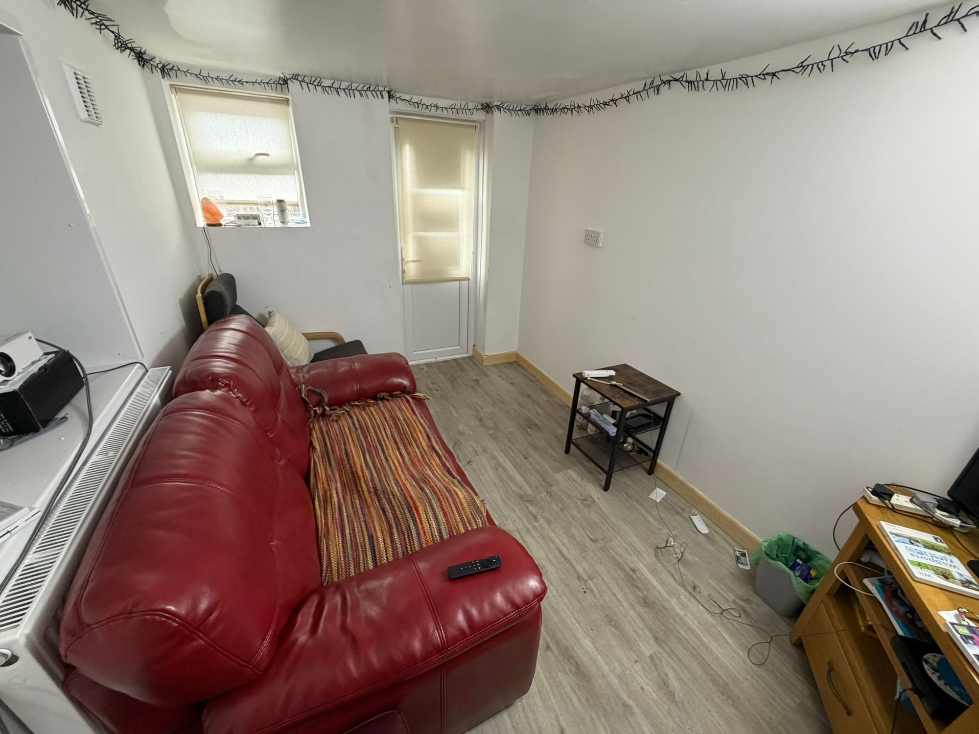 Flat Waterloo Place in Swansea