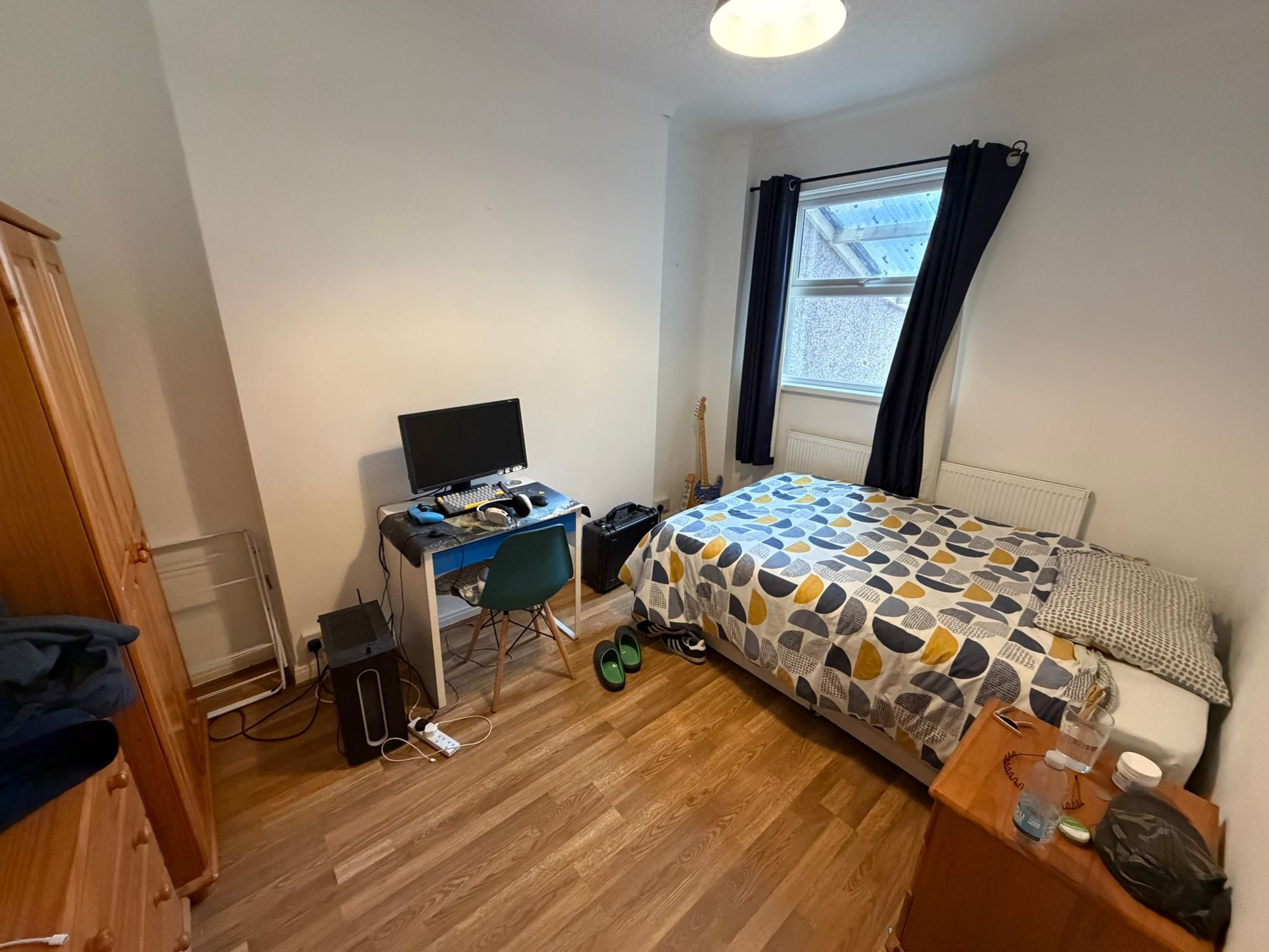 Flat Waterloo Place in Swansea