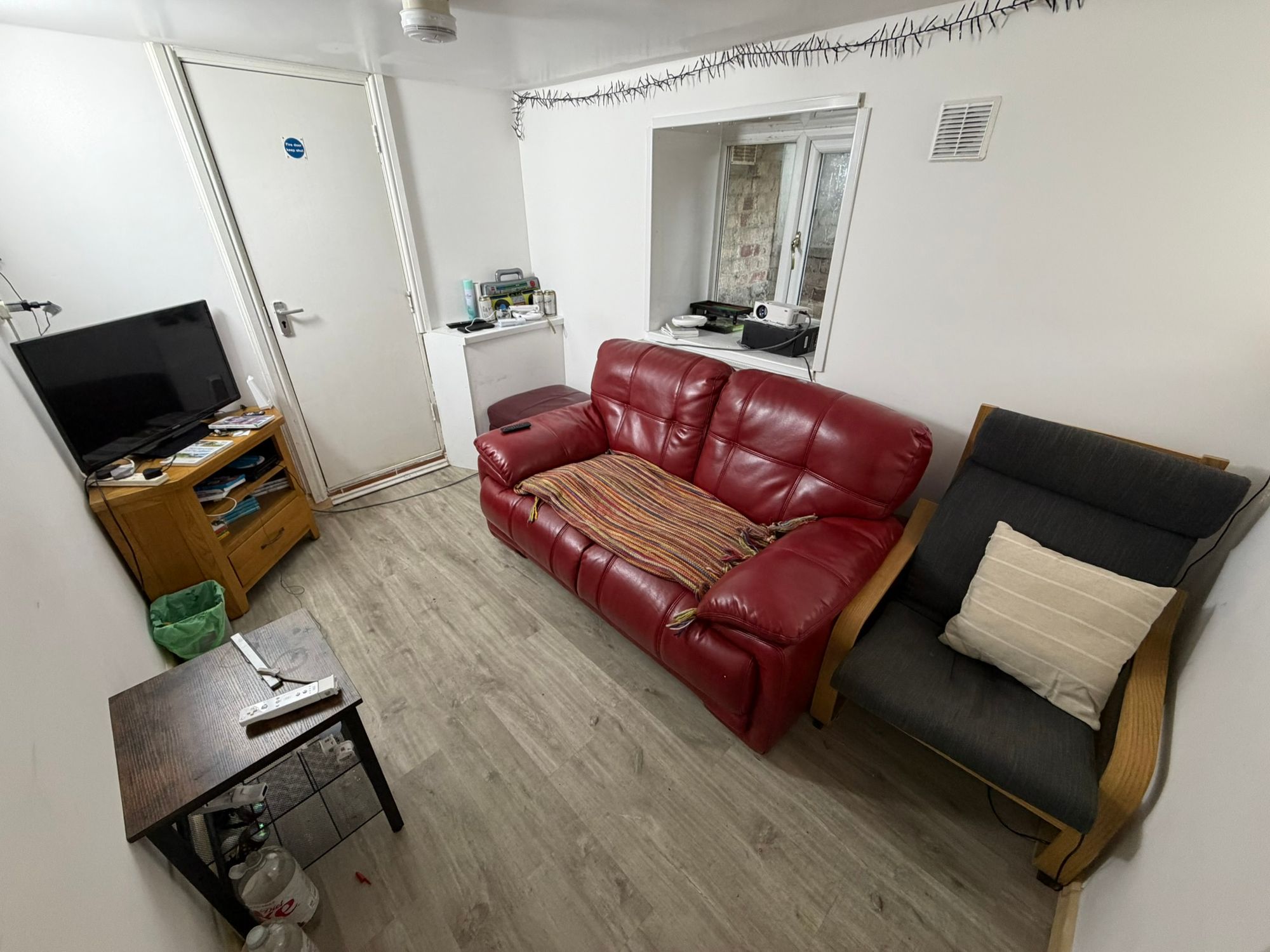 Flat Waterloo Place in Swansea