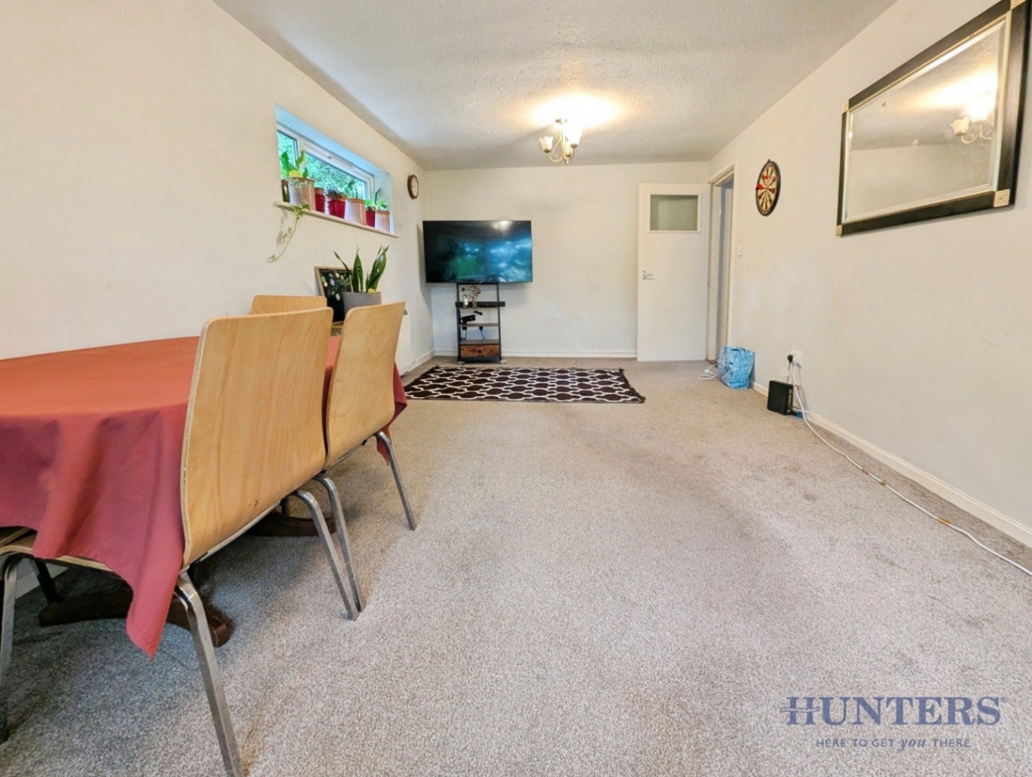 Flat Bishopton Close in Shirley