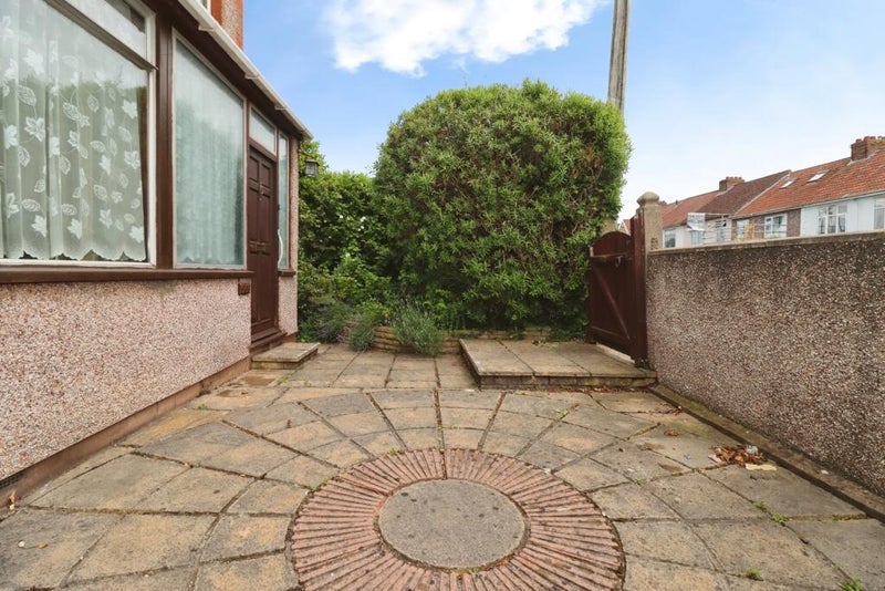 Room Filton Avenue in Bristol