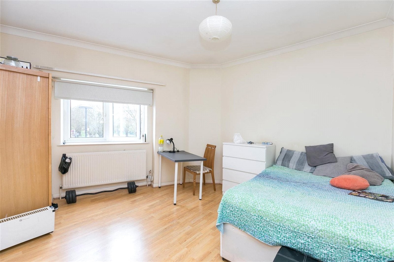 Flat Westbury Avenue in Greater London