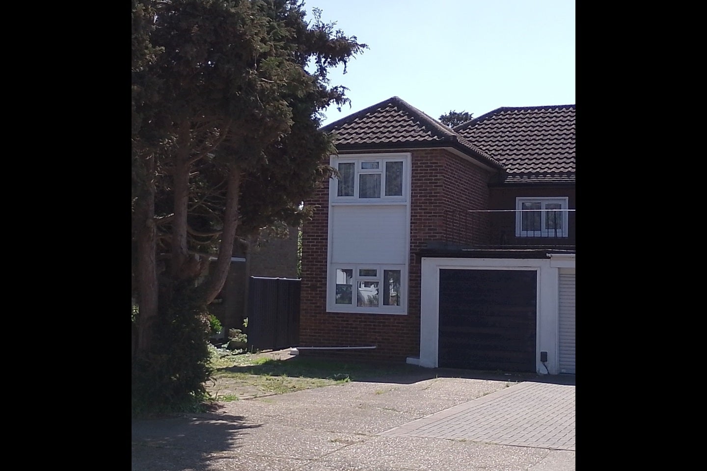 House Beresford Gardens in Greater London