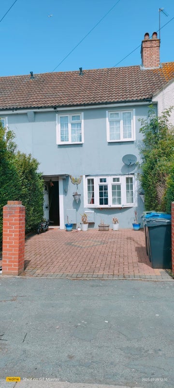 Room Foss Avenue in Greater London